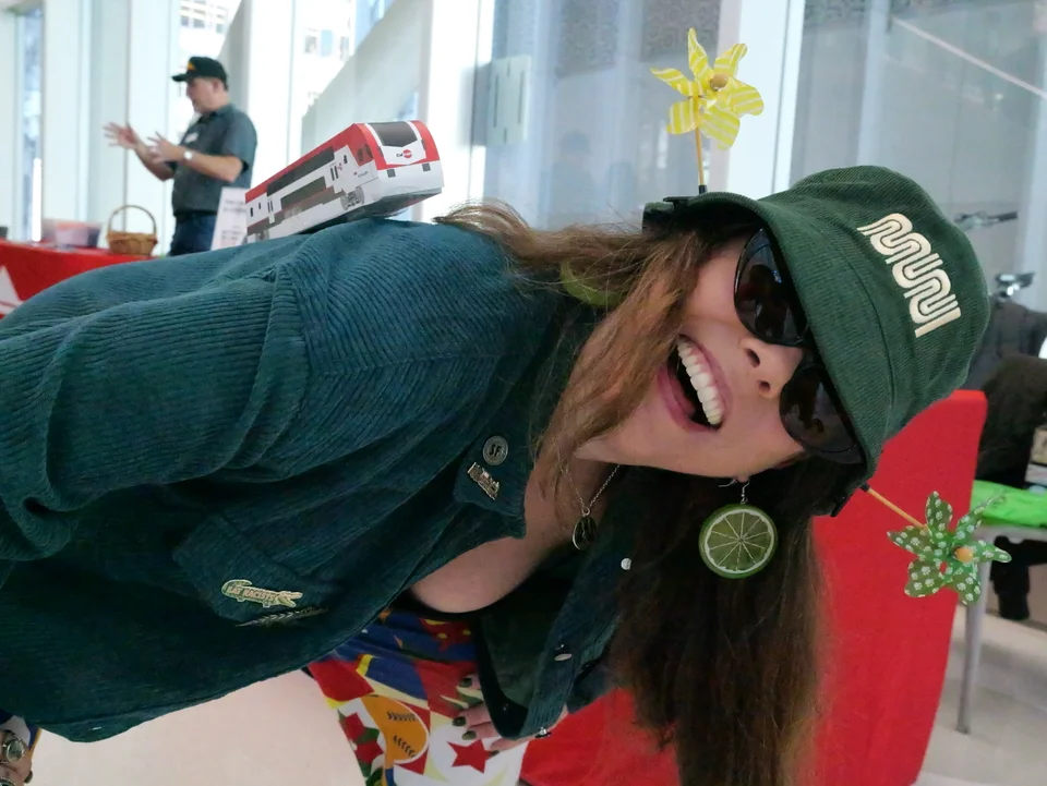 2nd Annual Pop-up Transit Art Fair — photo 12